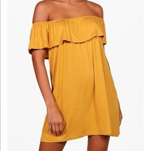 NWT Jersey Off the shoulder Swing Dress